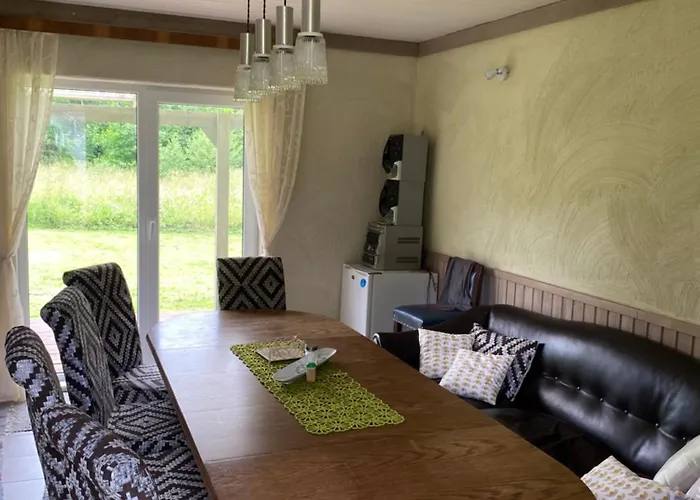 בית נופש Metsanomme Saunamaja Lumati