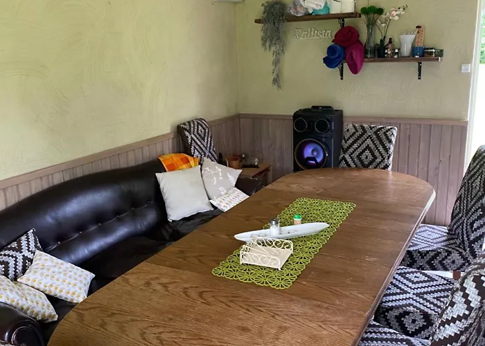 Metsanomme Saunamaja * Lumati